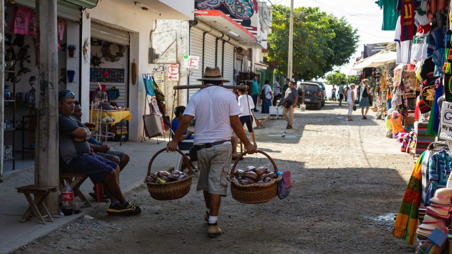 Mexico reinstates food price controls