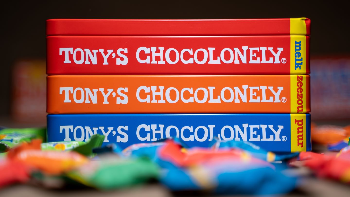 Albert Heijn to source cocoa for all products through Tony’s