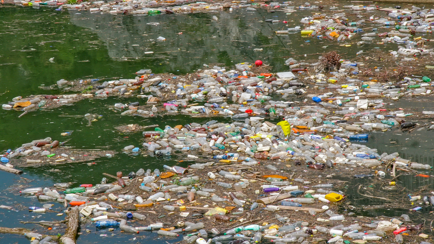 US EPA unveils plan to combat plastic pollution